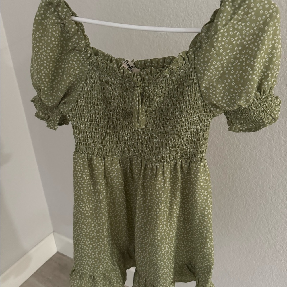 Cute never used summer dress!!